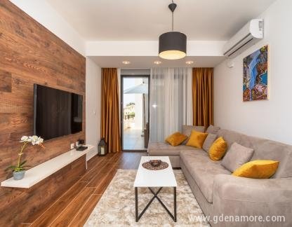 Apartamento Lux Acordeón, alojamiento privado en Dobre Vode, Montenegro - Fotografija-11